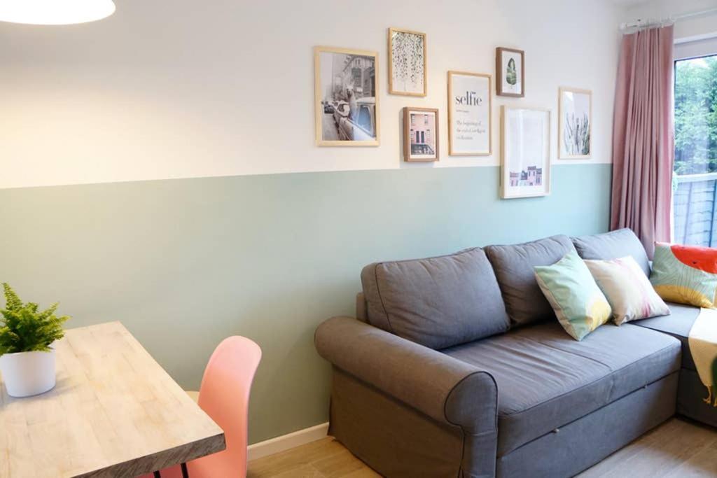 Ferienwohnung The Oldbrook Garden Flat Milton Keynes Exterior foto