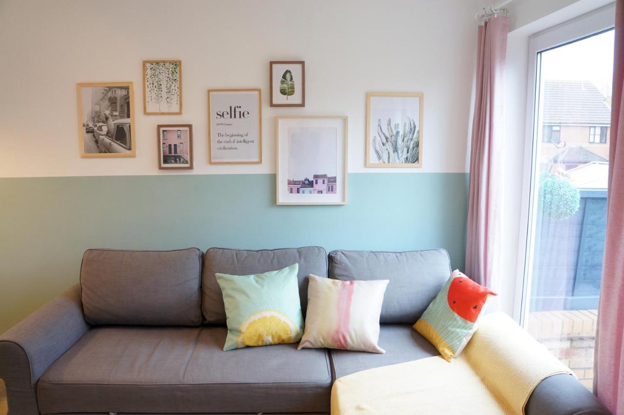 Ferienwohnung The Oldbrook Garden Flat Milton Keynes Exterior foto
