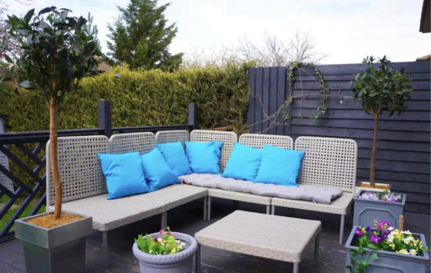 Ferienwohnung The Oldbrook Garden Flat Milton Keynes Exterior foto